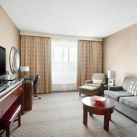 Sheraton Cavalier Saskatoon Hotel Exterior photo