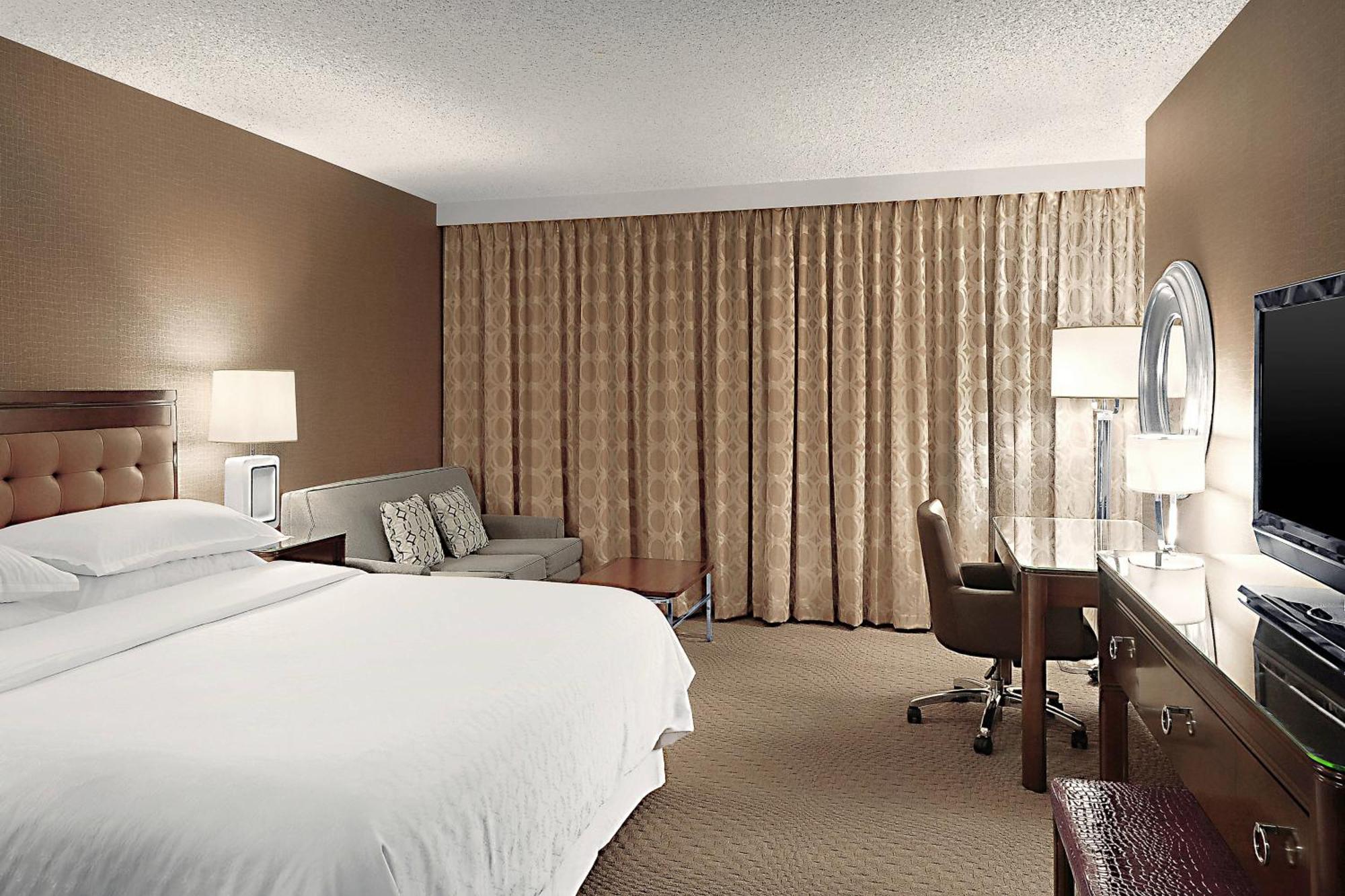 Sheraton Cavalier